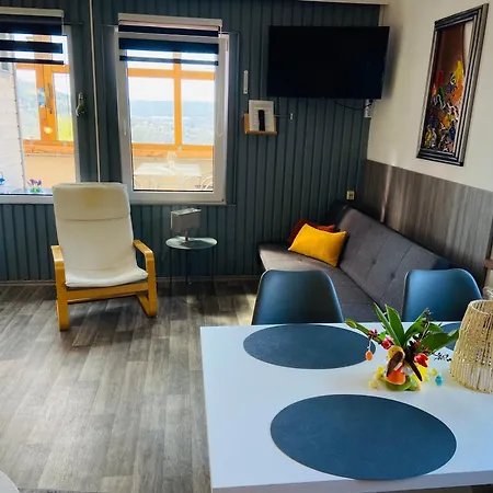 Kastanienallee Apartamento *